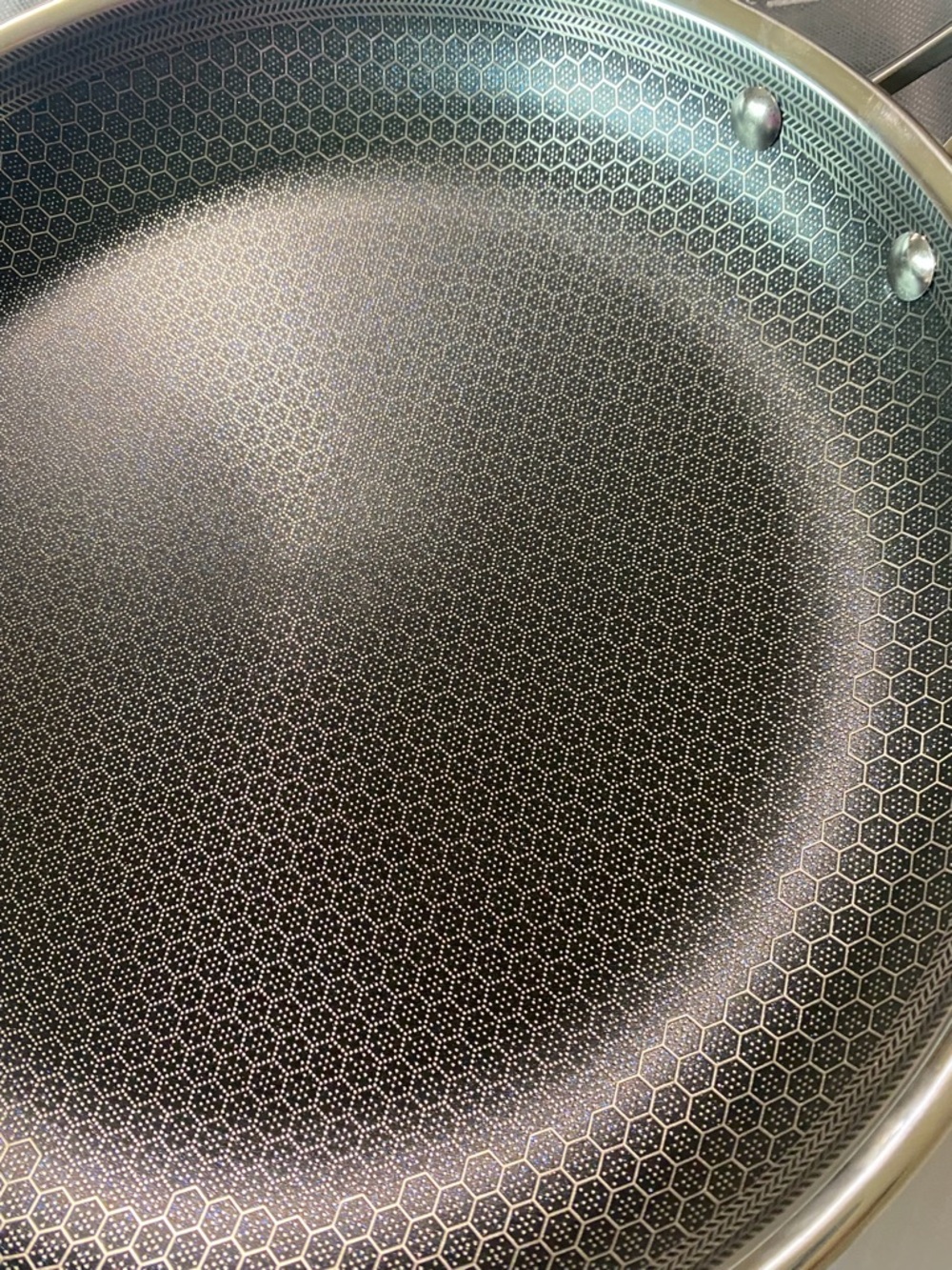 HexClad Black Stainless Steel Nonstick Frying Pan — Black Finish - Picture 5 of 7